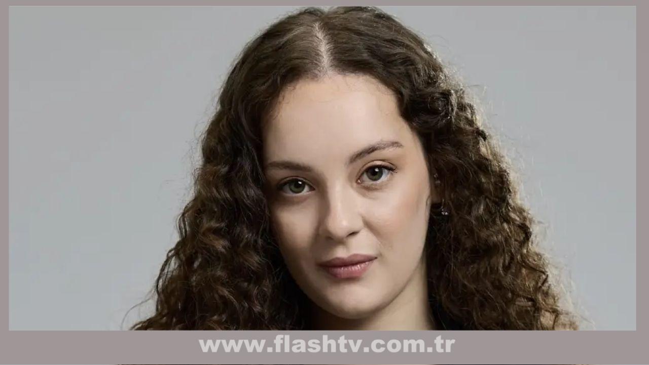 Merve Ateş kimdir, boyu kaç